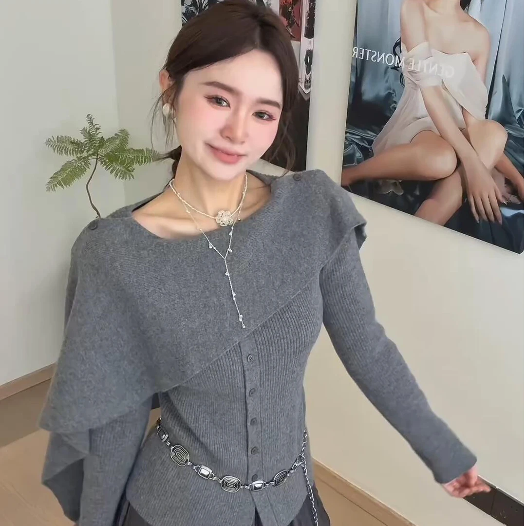 法式灰色不规则设计感小斗篷针织衫毛衣女秋冬修身假两件套上衣