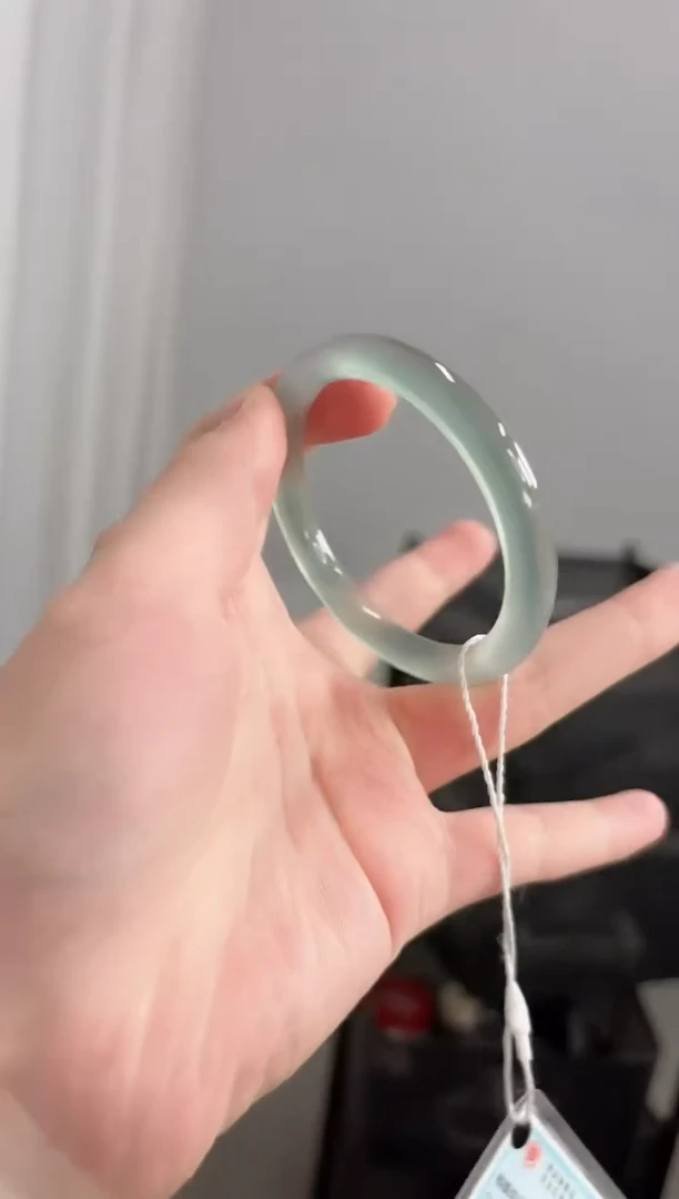 玛瑙/玉髓手镯未镶嵌56圈