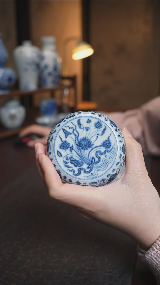 【闪购商品】元煦和晓一束莲盖置