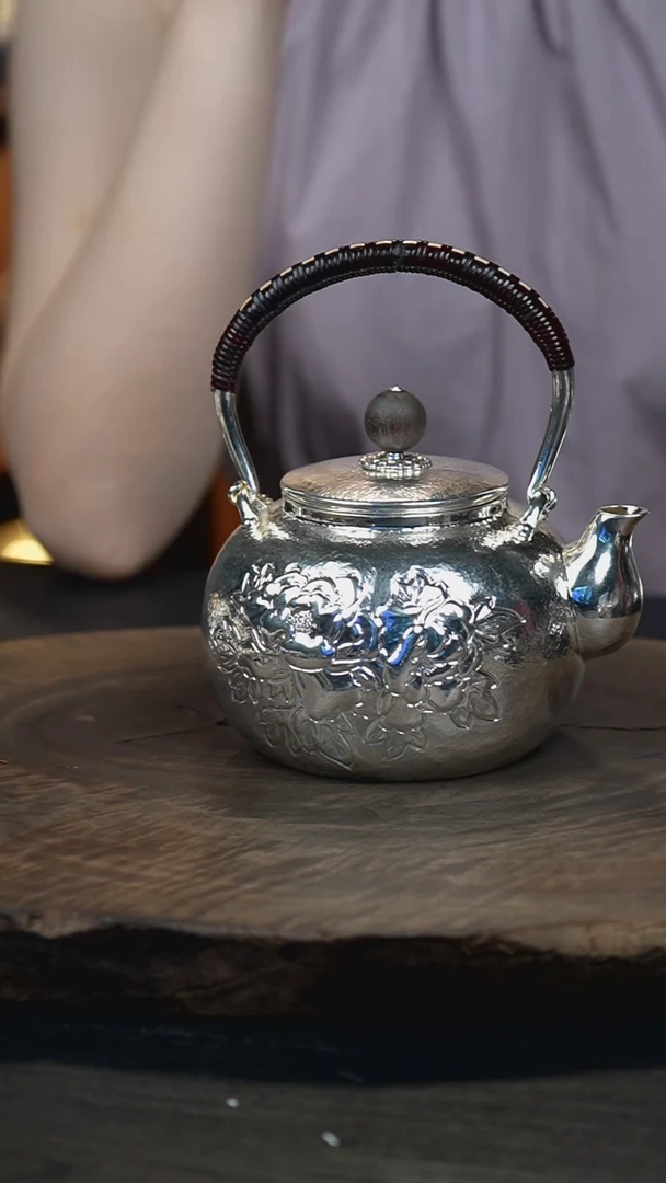 新品手工牡丹银壶480克 580毫升