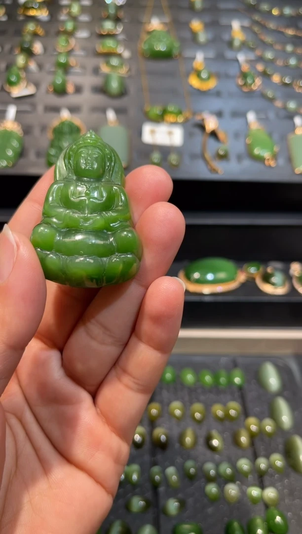 【闪购商品】和田玉碧玉阳绿观音吊坠未镶嵌多样性发一