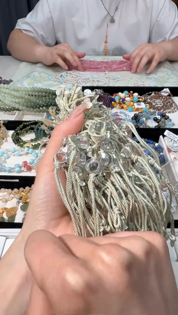 【闪购商品】水晶手链银S925镶嵌F005白水葫芦编绳款