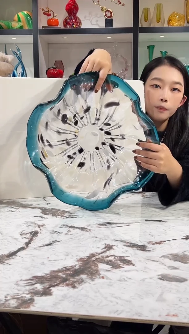 蓝色荷叶果盘 现货