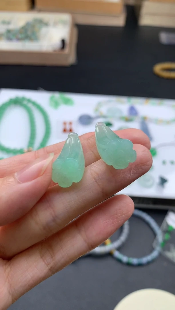 未镶嵌定制翡翠翡翠