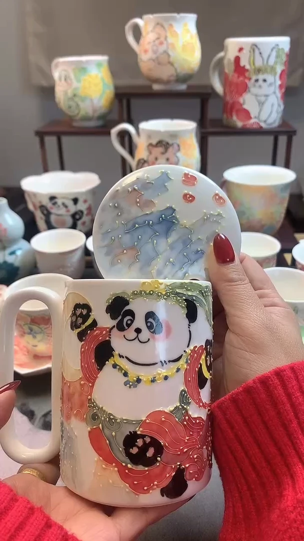 一味*手绘*飞天熊猫杯