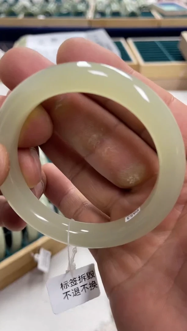 未镶嵌手镯和田玉周*和田玉手镯128666