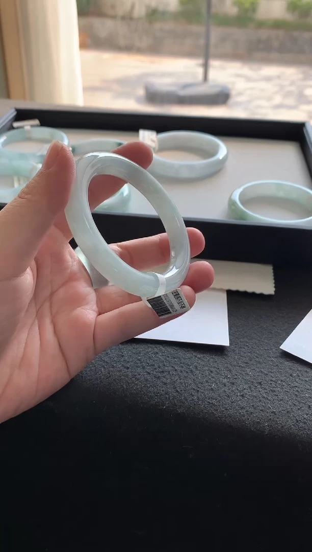 未镶嵌手镯翡翠54圆条Y3348买断