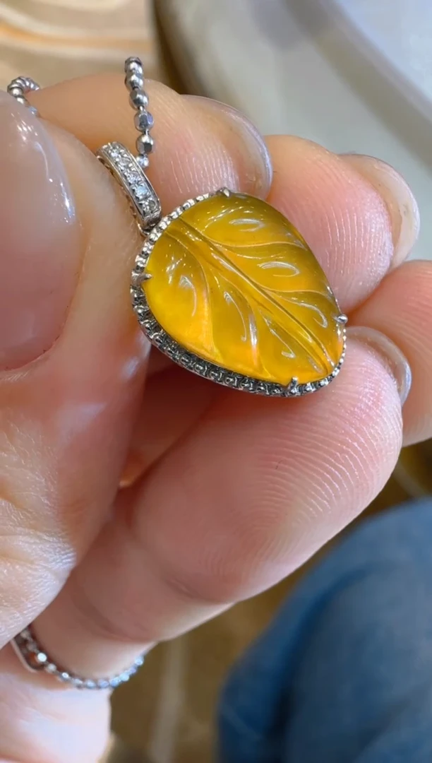 吊坠(不含链)18K金镶嵌翡翠多样性团购发一件