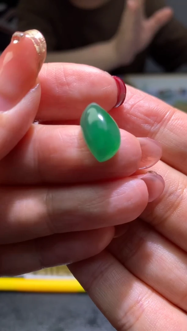 【闪购商品】定制翡翠未镶嵌毛货