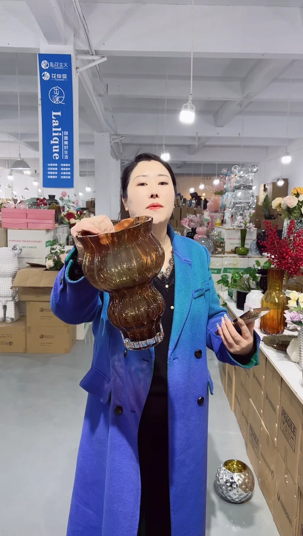 【闪购商品】玻璃UU外贸花瓶微瑕-WP29