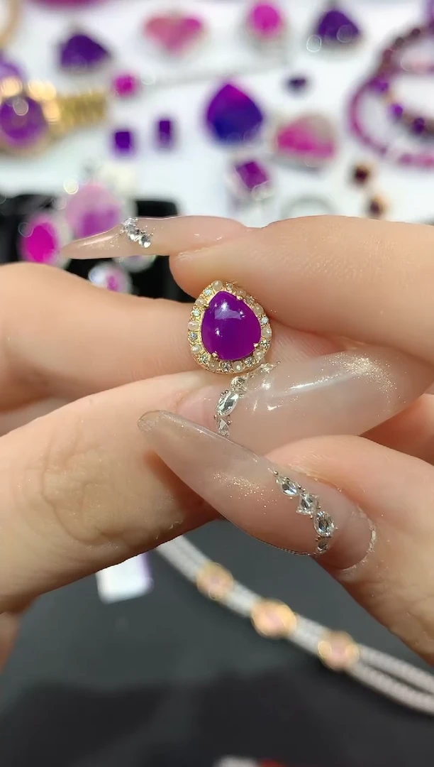 苏纪石（舒俱来）18K金镶嵌.潘潘