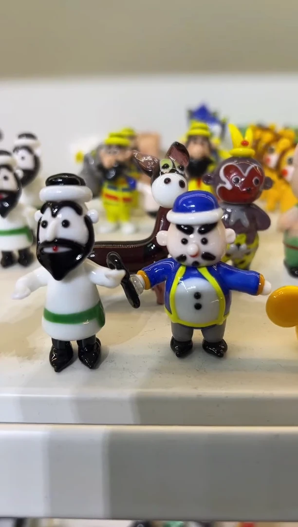 手工艺品琉璃阳****洋摆件3件