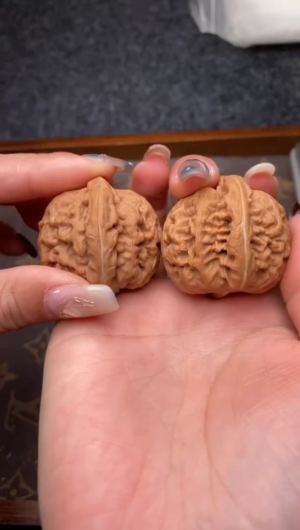 把件文玩核桃B294号40尺红锦鲤全品