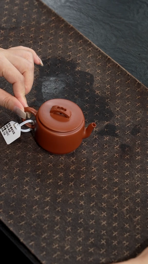 茶壶紫砂朱泥秦砖汉瓦壶110cc