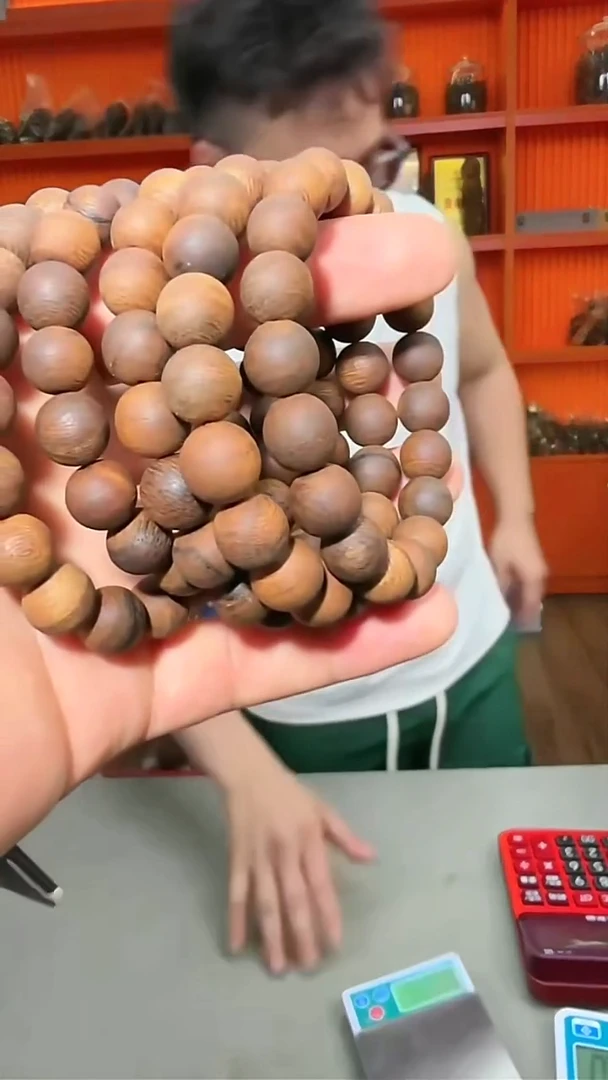 沉香手串90号单圈红土1.1多样性发一