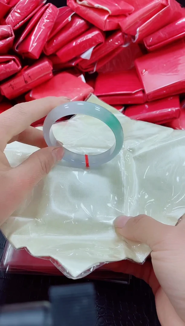 非金属无玲玲82号手镯58.1圈口