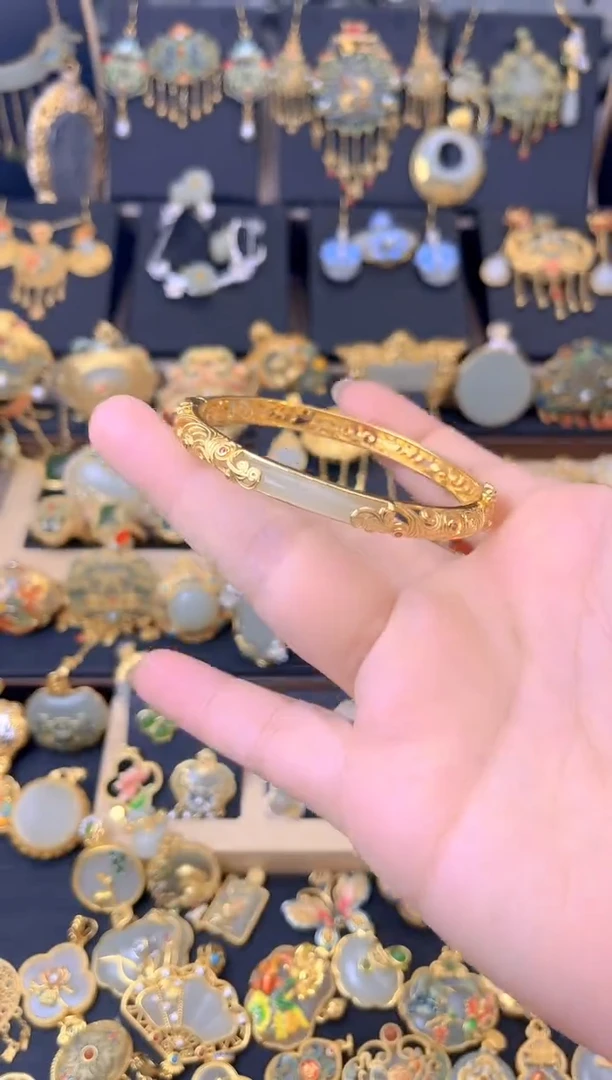 【闪购商品】和田玉手镯银S925镀金镶嵌花丝镂空手镯