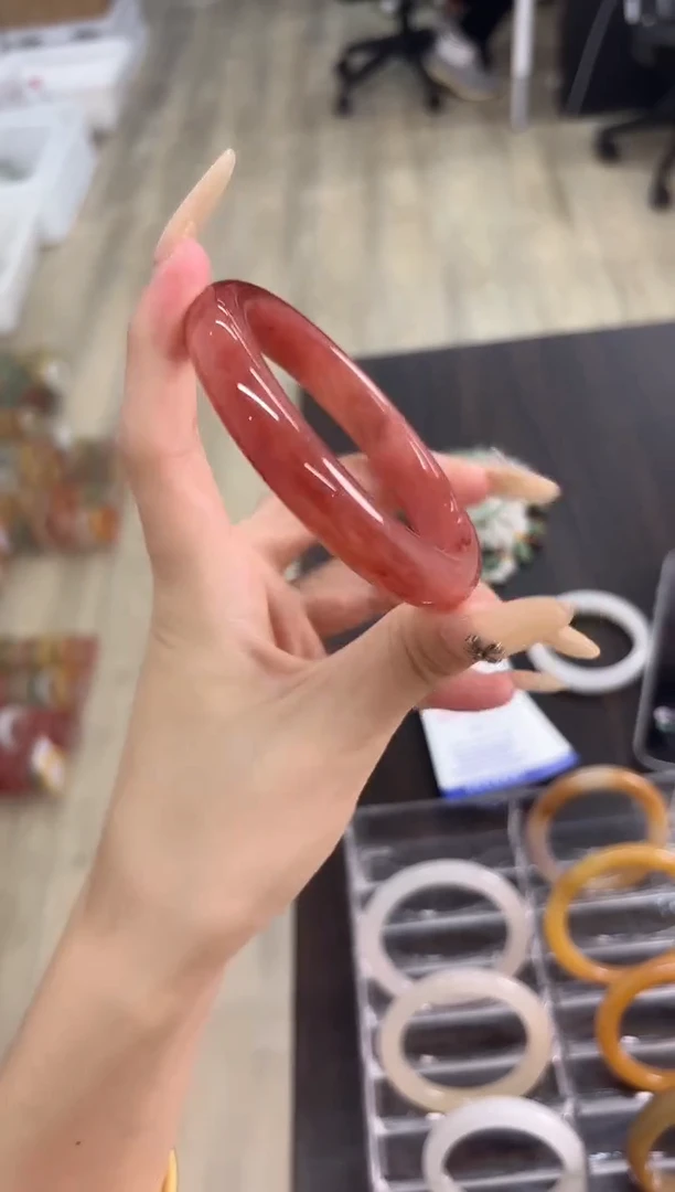 未镶嵌手镯石英质玉375-62HO