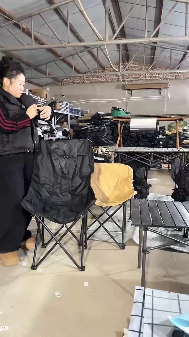 铁高背月亮椅   黑色