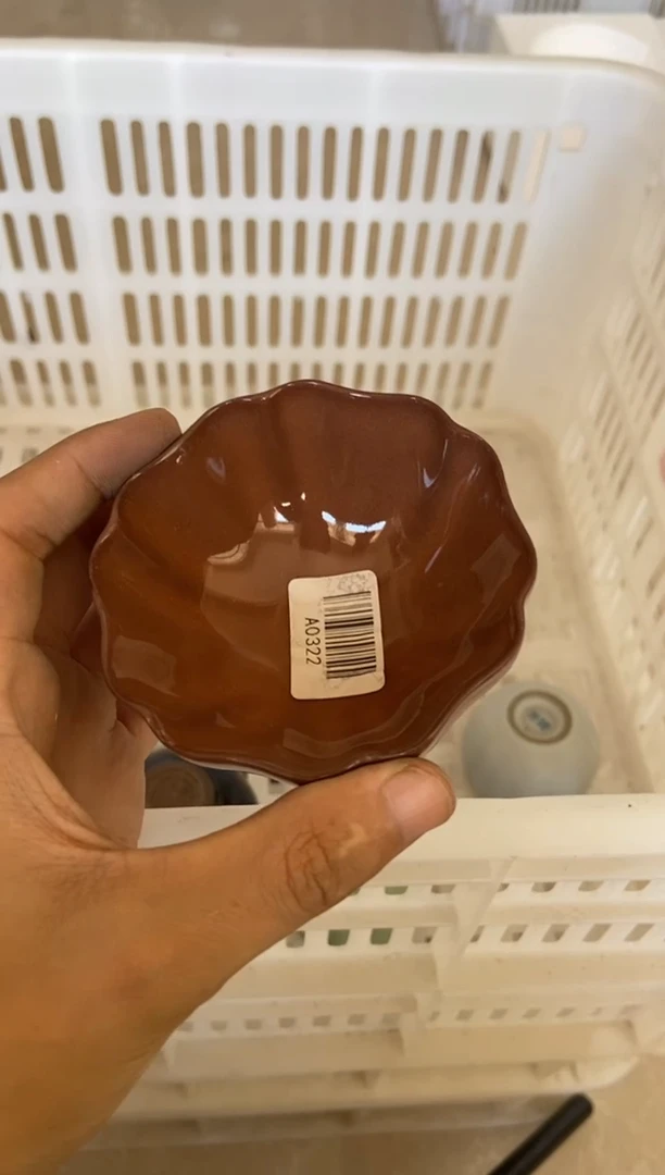 无运费险有瑕疵的摄影的产品有使用过的痕迹有点脏介意勿拍