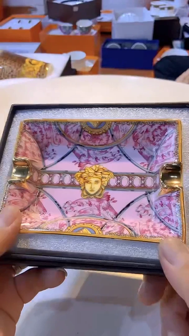 鸿辉家品牌瓷器，京东包邮！
