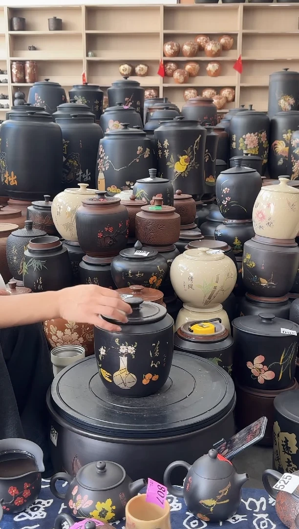 罐瑕疵茶叶罐   585   冬瓜彩填