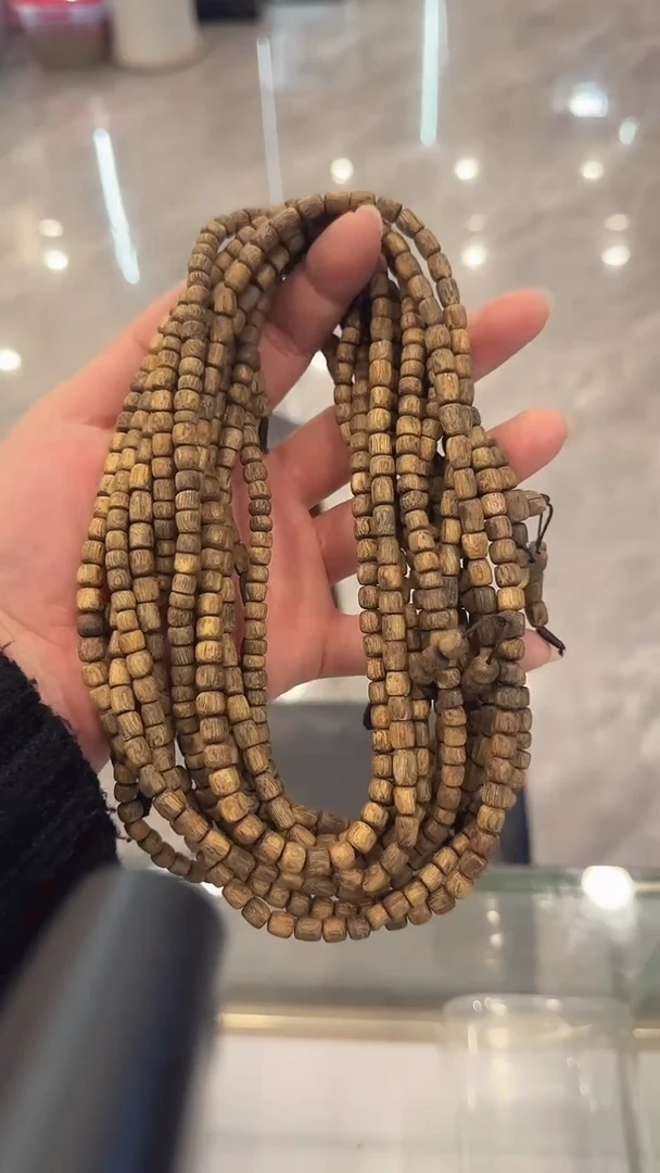 【闪购商品】沉香手串国香奇楠福利款树丁老乌身长串多样发其一