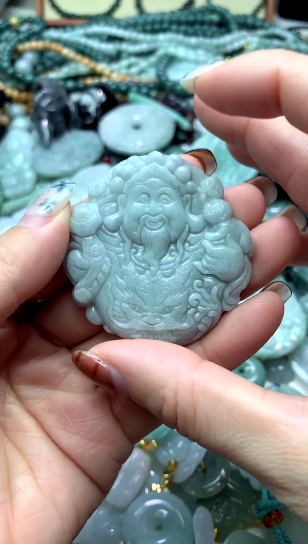 颈饰未镶嵌翡翠1