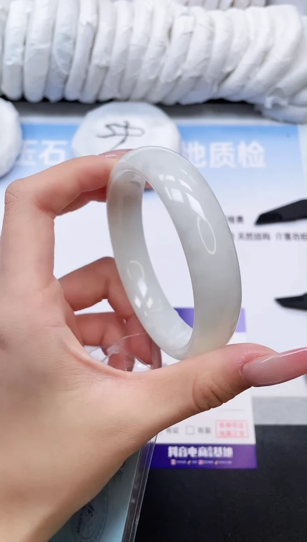 未镶嵌手镯和田玉19Q103-60