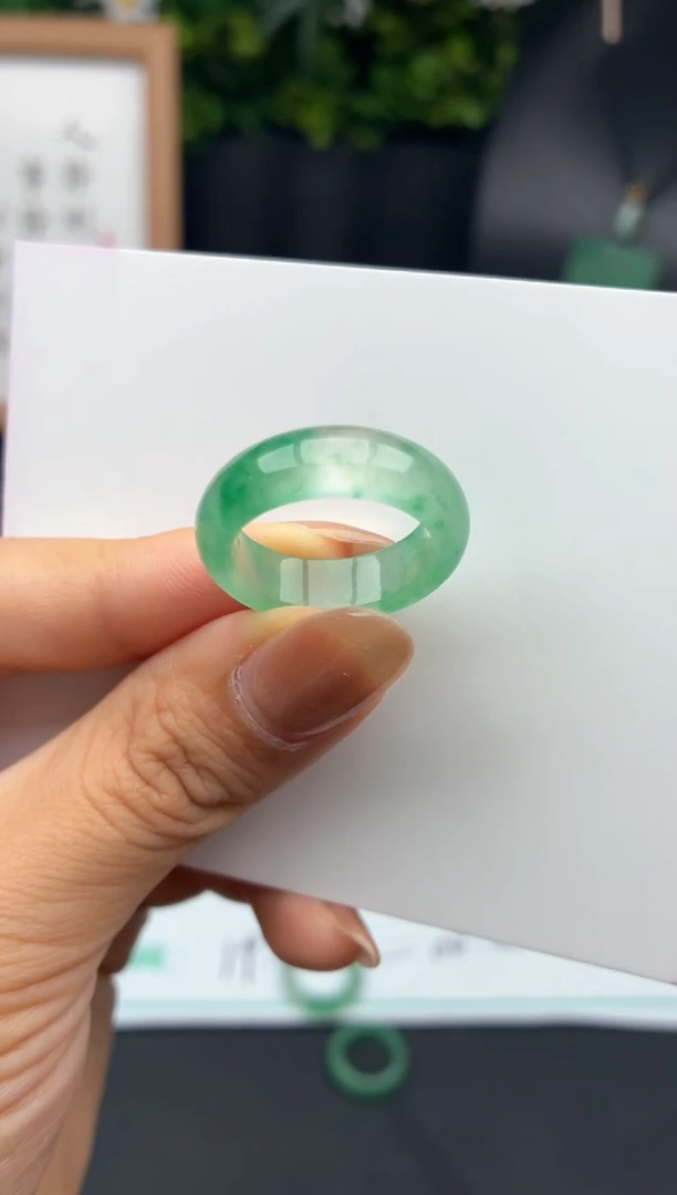 石英质玉未镶嵌戒圈非洲翠戒圈卡17