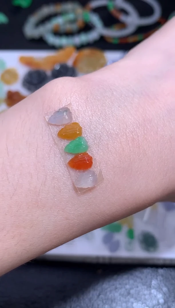 未镶嵌定制翡翠一套叶子