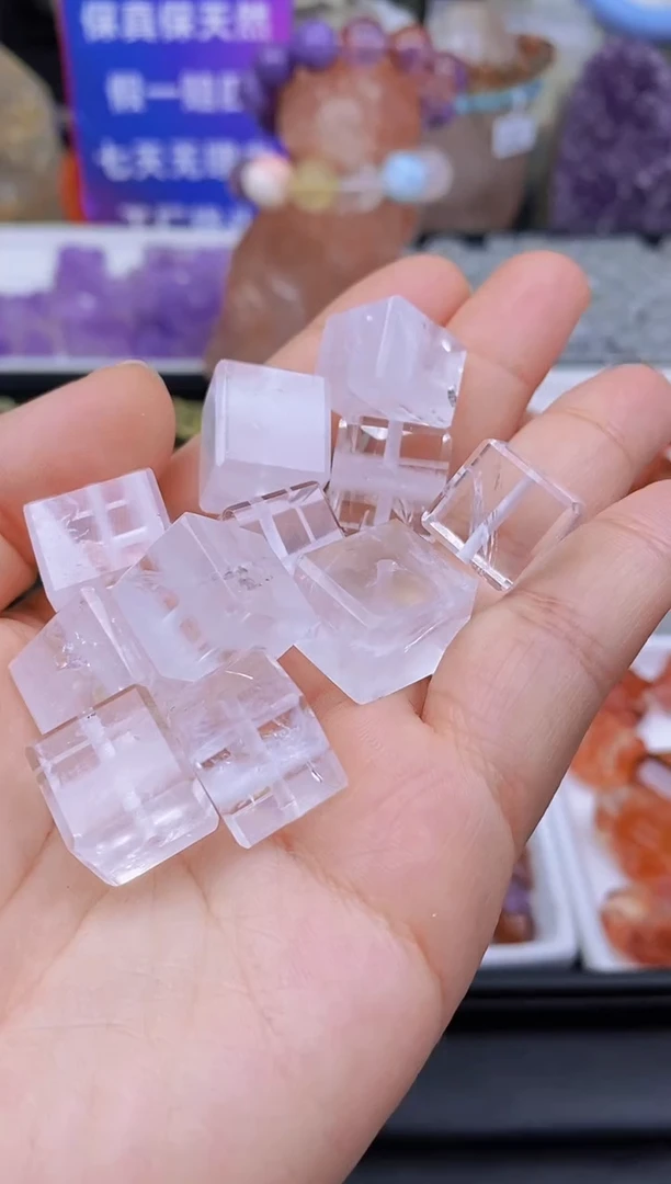 【闪购商品】水晶吊坠(不含链)未镶嵌44a多样性发其一/1.29/1个