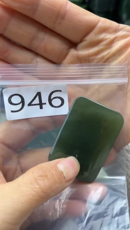 未镶嵌和田玉珠宝半成品牌子
