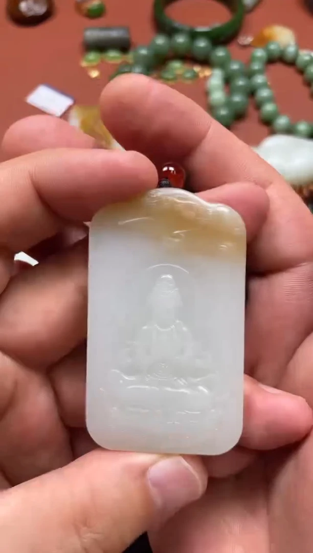 和田玉未镶嵌颈饰1