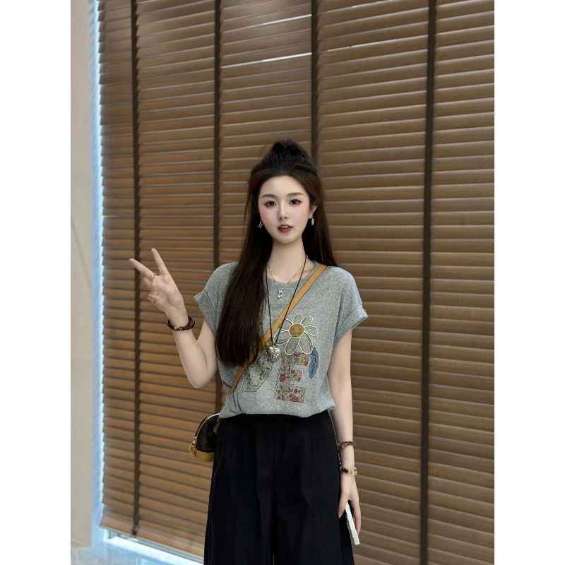 宿慕SUMU女装重工刺绣设计感短袖T恤夏季2025新品显瘦宽松上衣