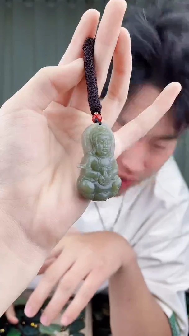 颈饰未镶嵌和田玉和田玉拍一发一，多样性发货！