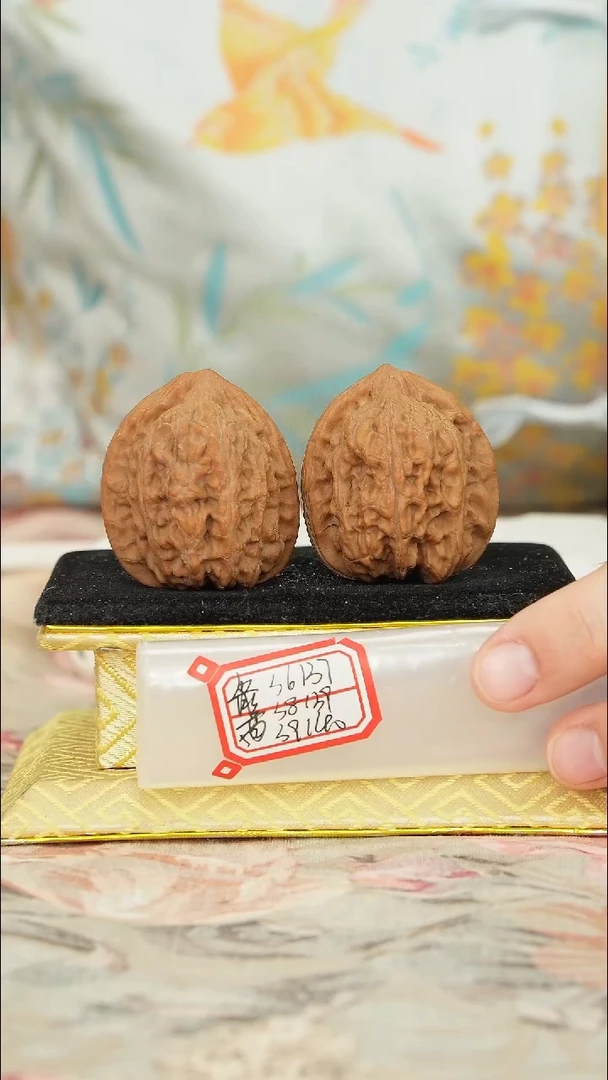 【闪购商品】文玩核桃把件赤龙鸡心