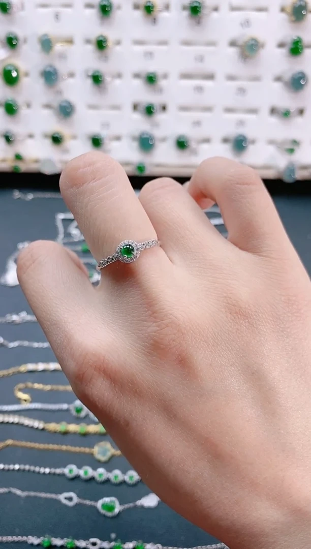 【闪购商品】翡翠戒指银S925镶嵌天然翡翠