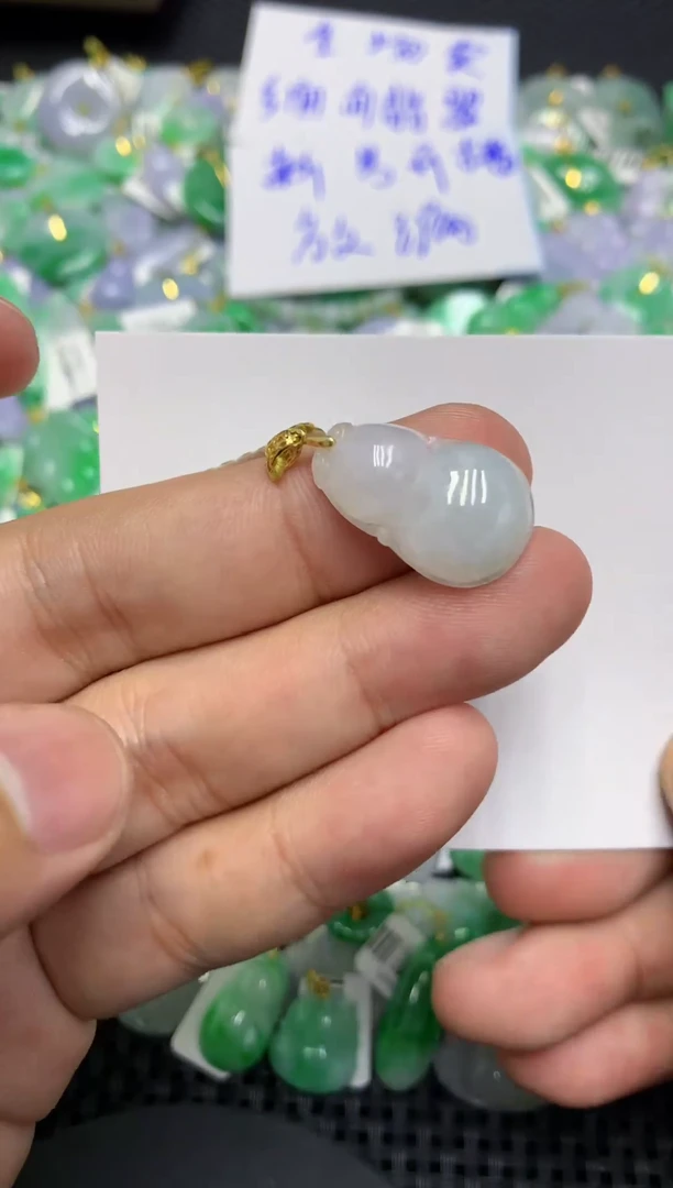 颈饰未镶嵌翡翠天然缅甸翡翠A货