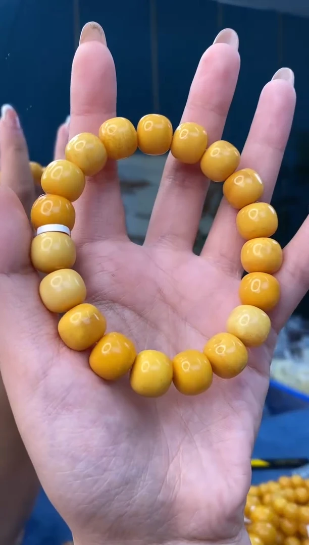 裸石琥珀未镶嵌12/10多样性发其一微瑕18