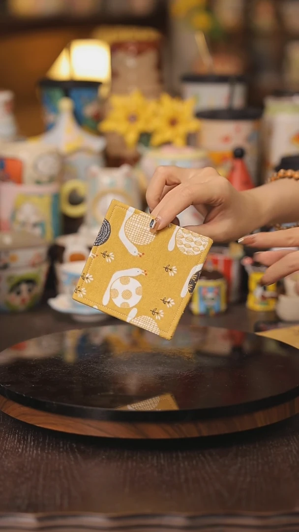 摆件景德镇釉下彩绘设计师款式陶瓷