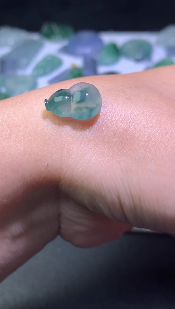 未镶嵌定制翡翠毛货