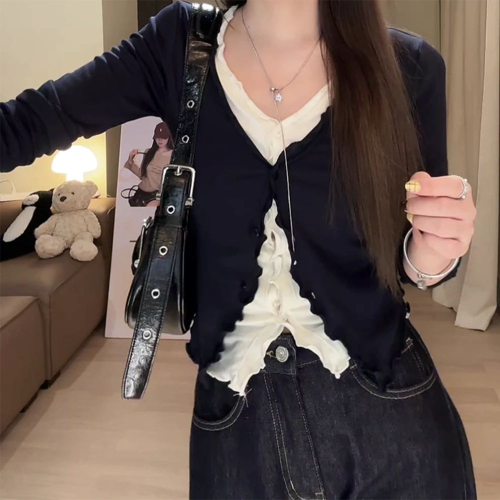 韩系V领木耳边设计假两件长袖T恤女秋内搭气质上衣C5879