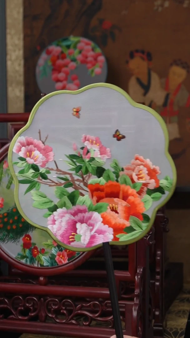 刺绣 绣花团扇非遗