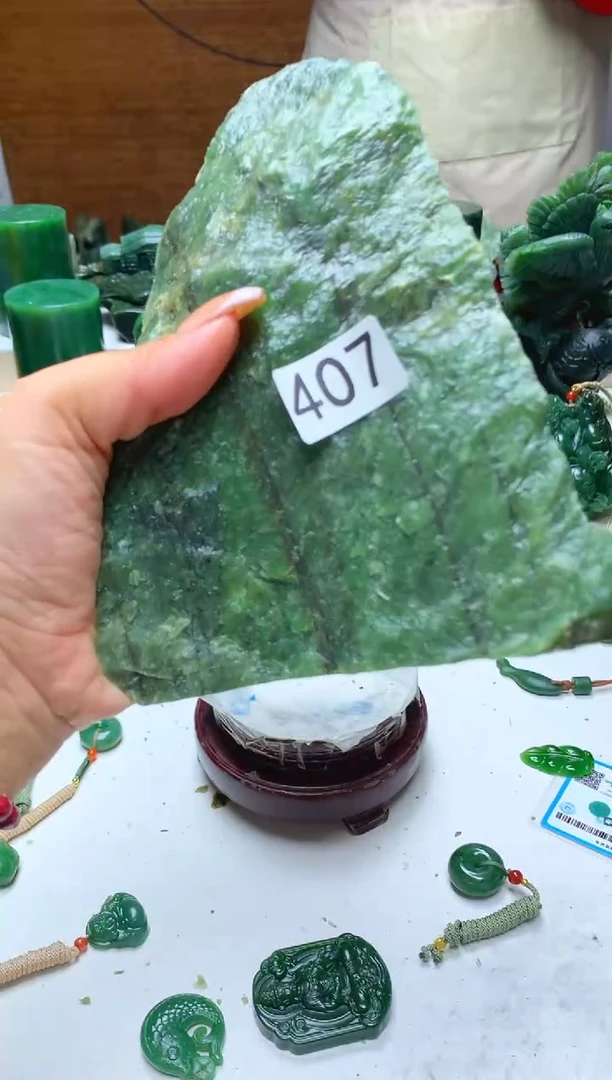 未镶嵌和田玉摆件1