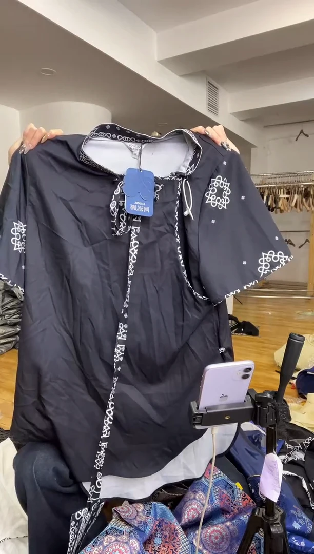 XL码      120-130斤   半袖