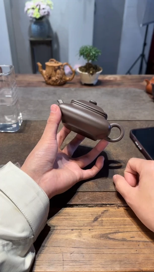 茶壶紫砂退*寒灰老人