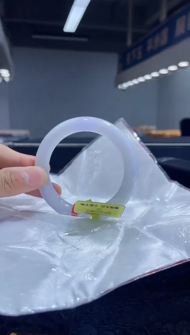 未镶嵌手镯翡翠3