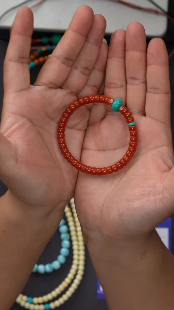 南红玛瑙手串未镶嵌?****总南红手串