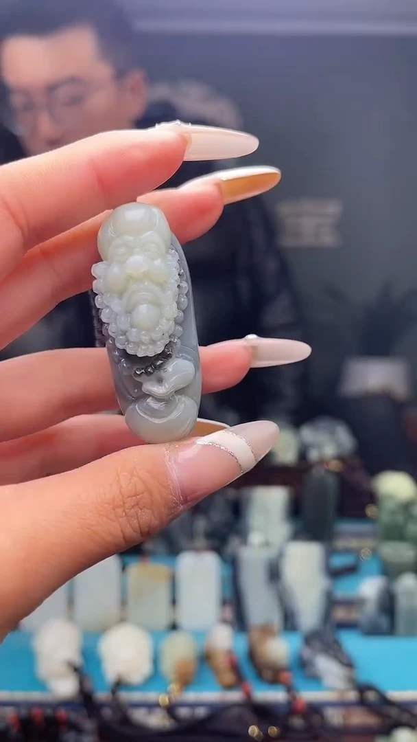 未镶嵌和田玉挂件1